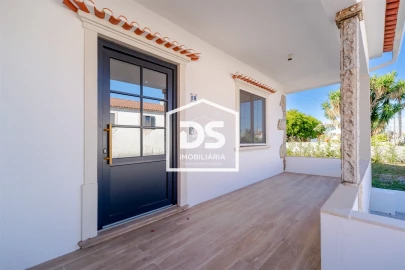 Moradia T5 para Venda em Juncal