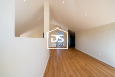 Moradia T5 para Venda em Juncal