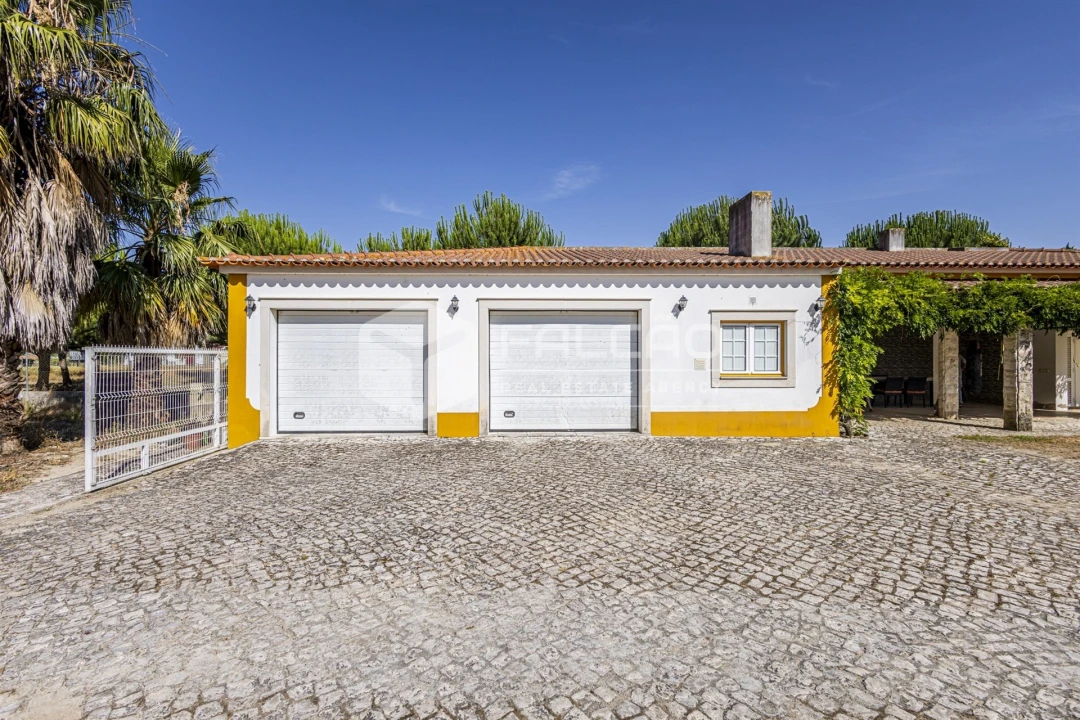 Moradia T4 para Venda em Almeirim Foto 46