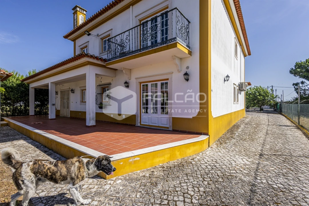 Moradia T4 para Venda em Almeirim Foto 58