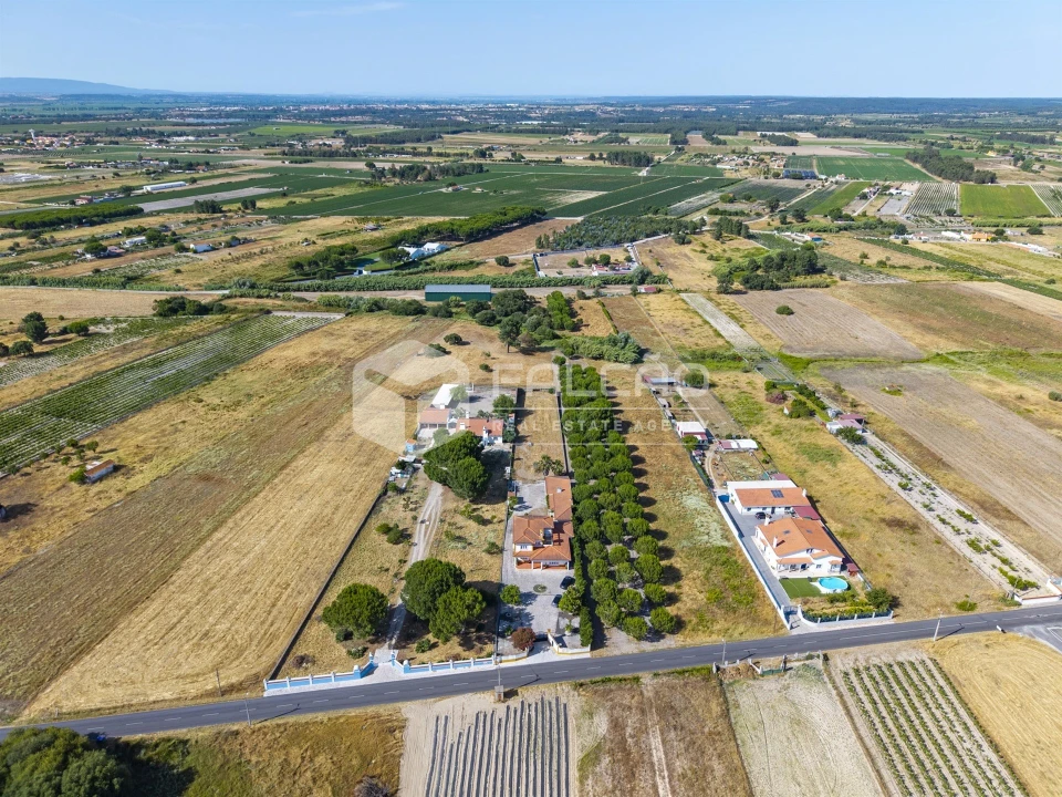 Moradia T4 para Venda em Almeirim Foto 69