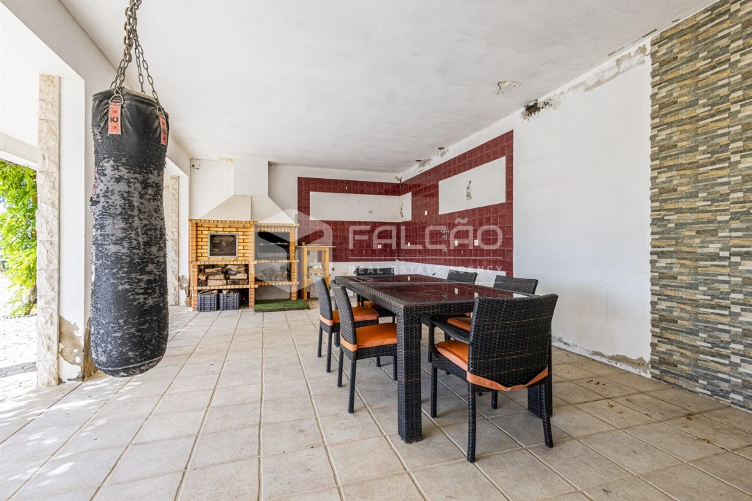 Moradia T4 para Venda em Almeirim Foto 51