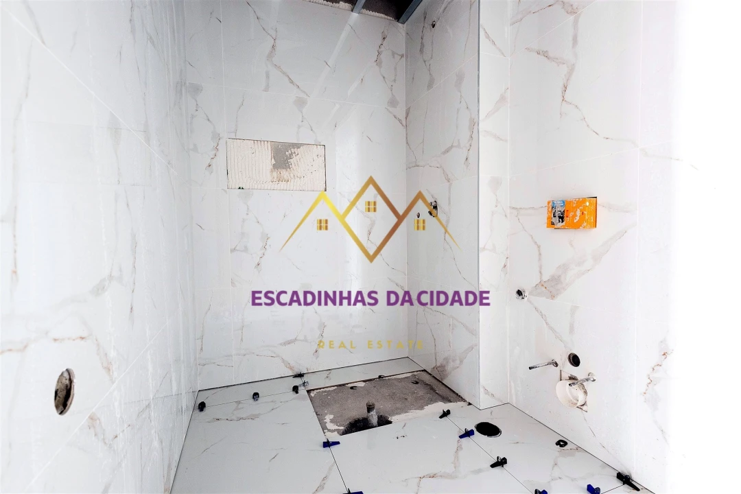 Apartamento T2 para Venda em Vialonga Foto 45