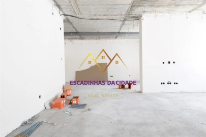 Apartamento T3 para Venda em Vialonga