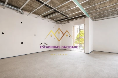 Apartamento T3 para Venda em Vialonga