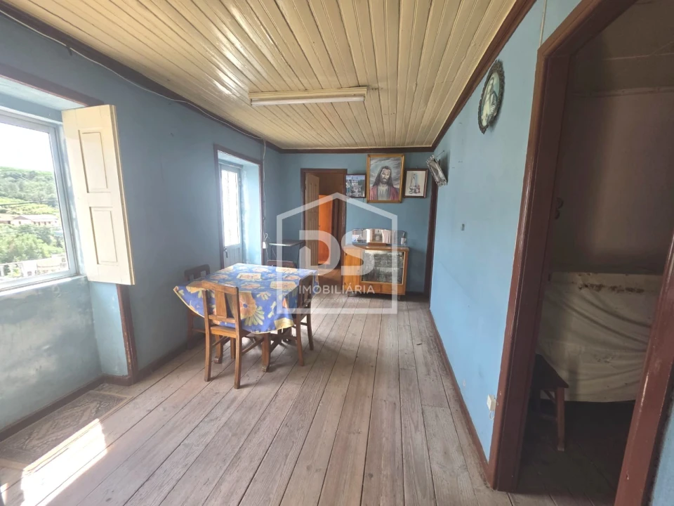 Moradia T3 para Venda em Poiares e Canelas Foto 12
