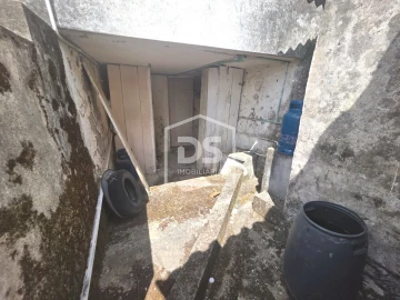 Moradia T3 para Venda em Poiares e Canelas