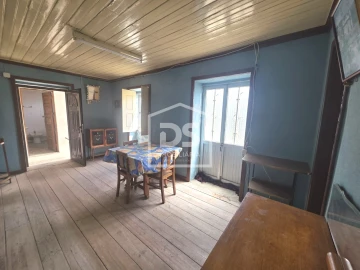 Moradia T3 para Venda em Poiares e Canelas