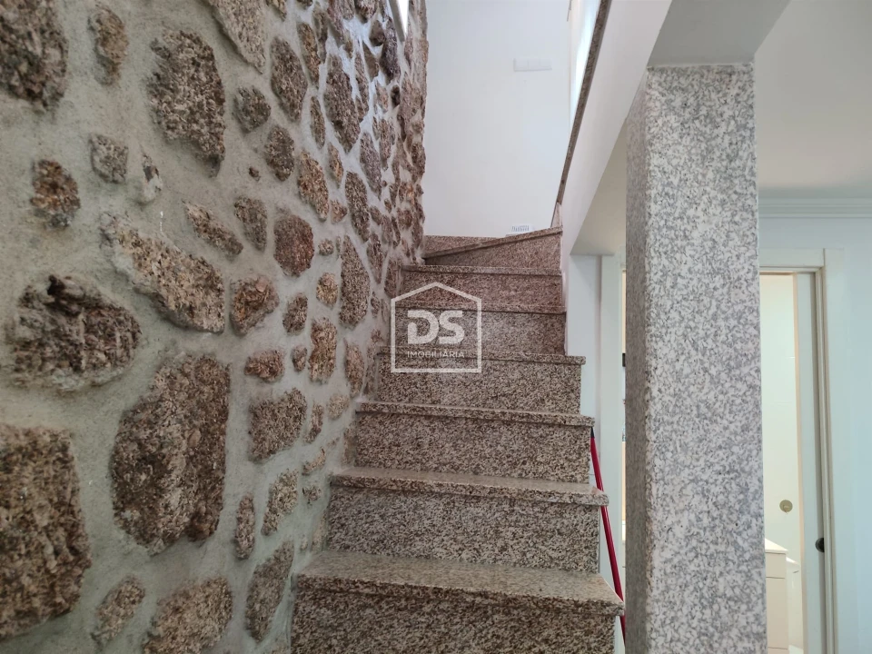 Moradia T1 para Venda em Baraçal Foto 21