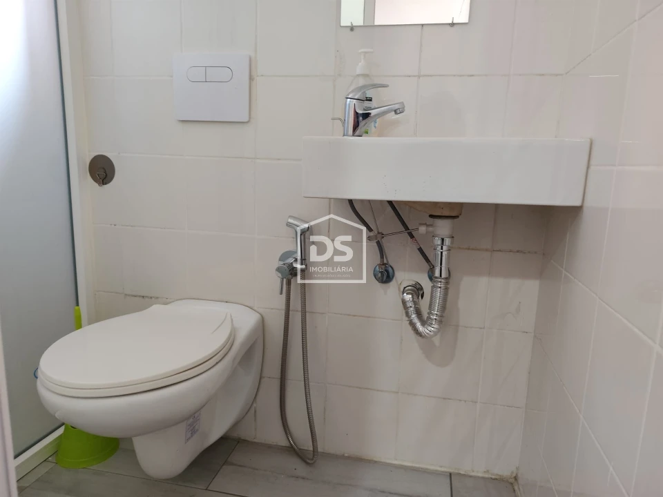 Moradia T1 para Venda em Baraçal Foto 7