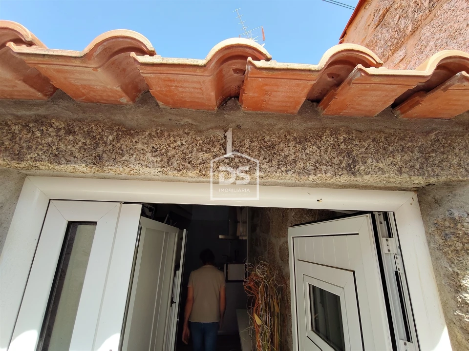 Moradia T1 para Venda em Baraçal Foto 4