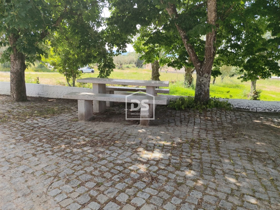 Moradia T1 para Venda em Baraçal Foto 3