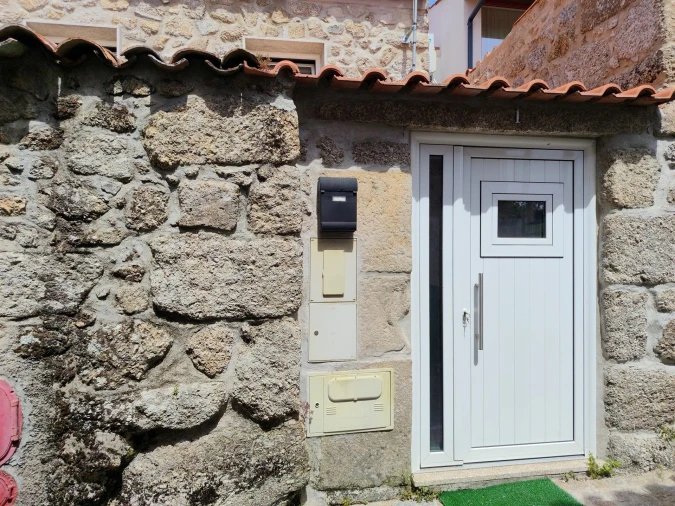 Moradia T1 para Venda em Baraçal Foto 11