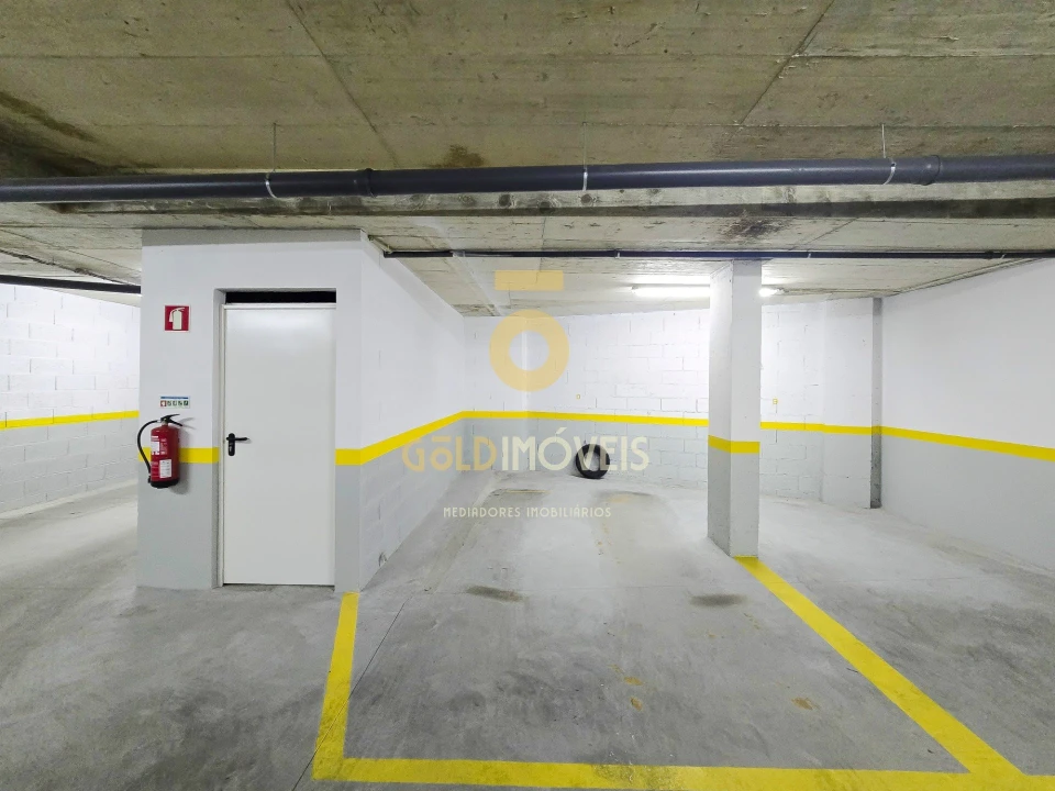 Apartamento T3 para Venda em Espinho Foto 44