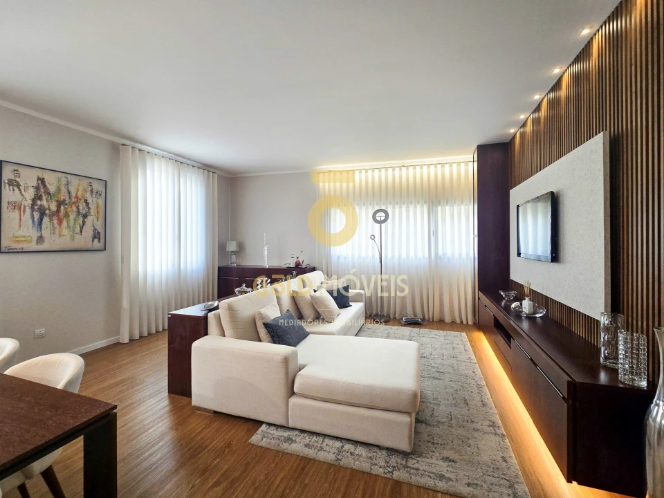 Apartamento T3 para Venda em Espinho Foto 8