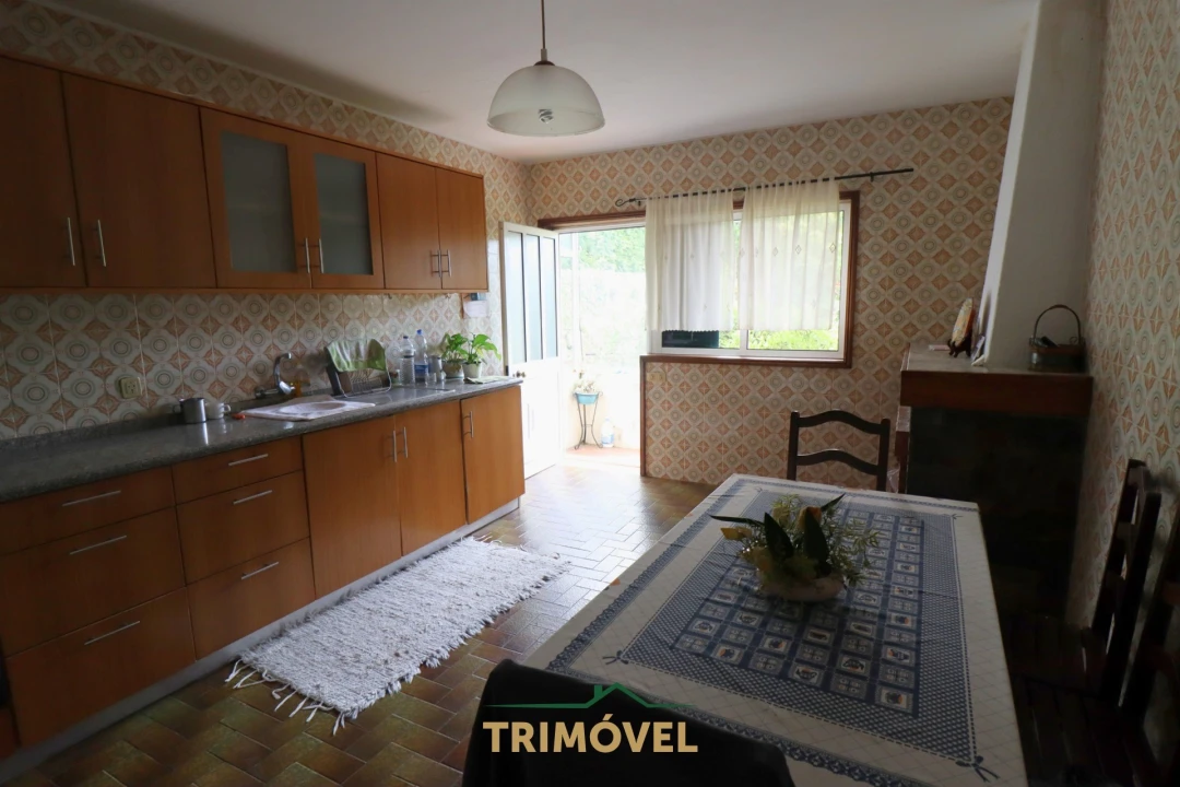 Moradia T3 para Venda em Fajões Foto 3