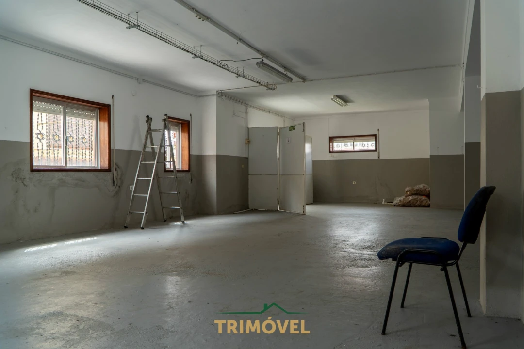 Moradia T3 para Venda em São Roque Foto 24