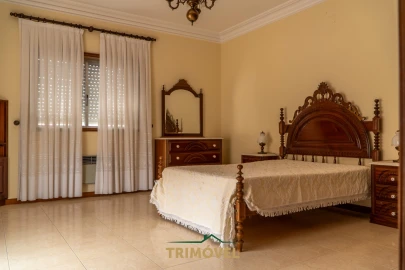 Moradia T3 para Venda em São Roque