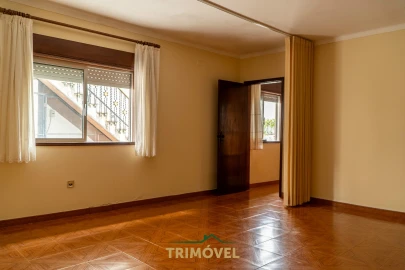 Moradia T3 para Venda em São Roque