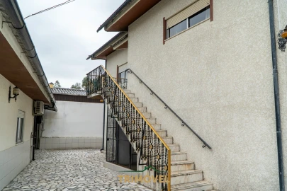Moradia T3 para Venda em São Roque