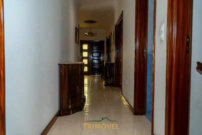 Moradia T3 para Venda em São Roque
