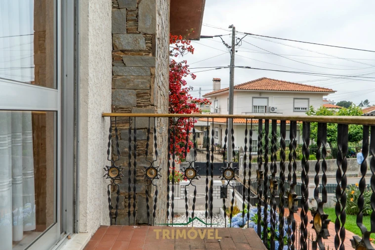 Moradia T3 para Venda em São Roque Foto 54