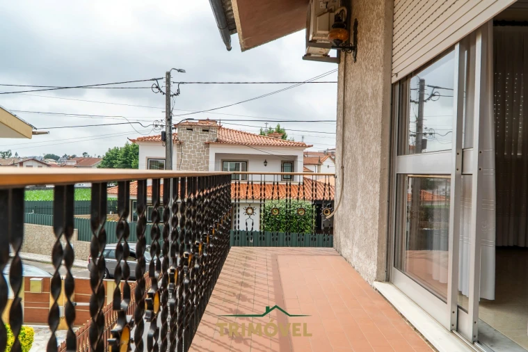 Moradia T3 para Venda em São Roque Foto 51