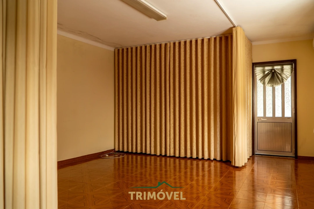 Moradia T3 para Venda em São Roque Foto 28