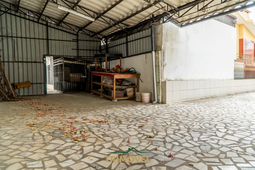 Moradia T3 para Venda em São Roque Foto 47