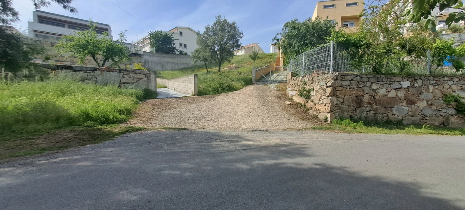 Terreno para Venda em Miranda do Douro Foto 17