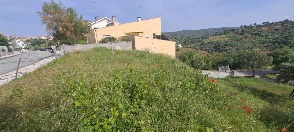 Terreno para Venda em Miranda do Douro