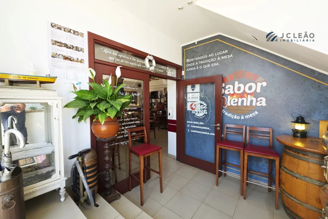 Loja para Trespasse em Mindelo Foto 1