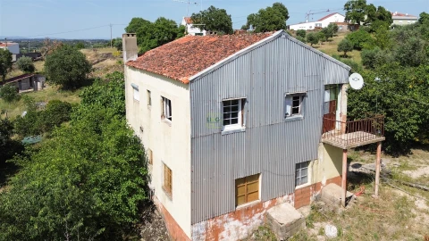 Quinta T3 para Venda em Castelo Branco