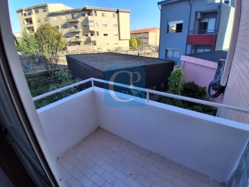 Apartamento T2 para Venda em Baguim do Monte (Rio Tinto)