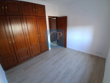 Apartamento T2 para Venda em Baguim do Monte (Rio Tinto)