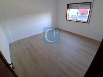 Apartamento T2 para Venda em Baguim do Monte (Rio Tinto)
