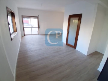 Apartamento T2 para Venda em Baguim do Monte (Rio Tinto)