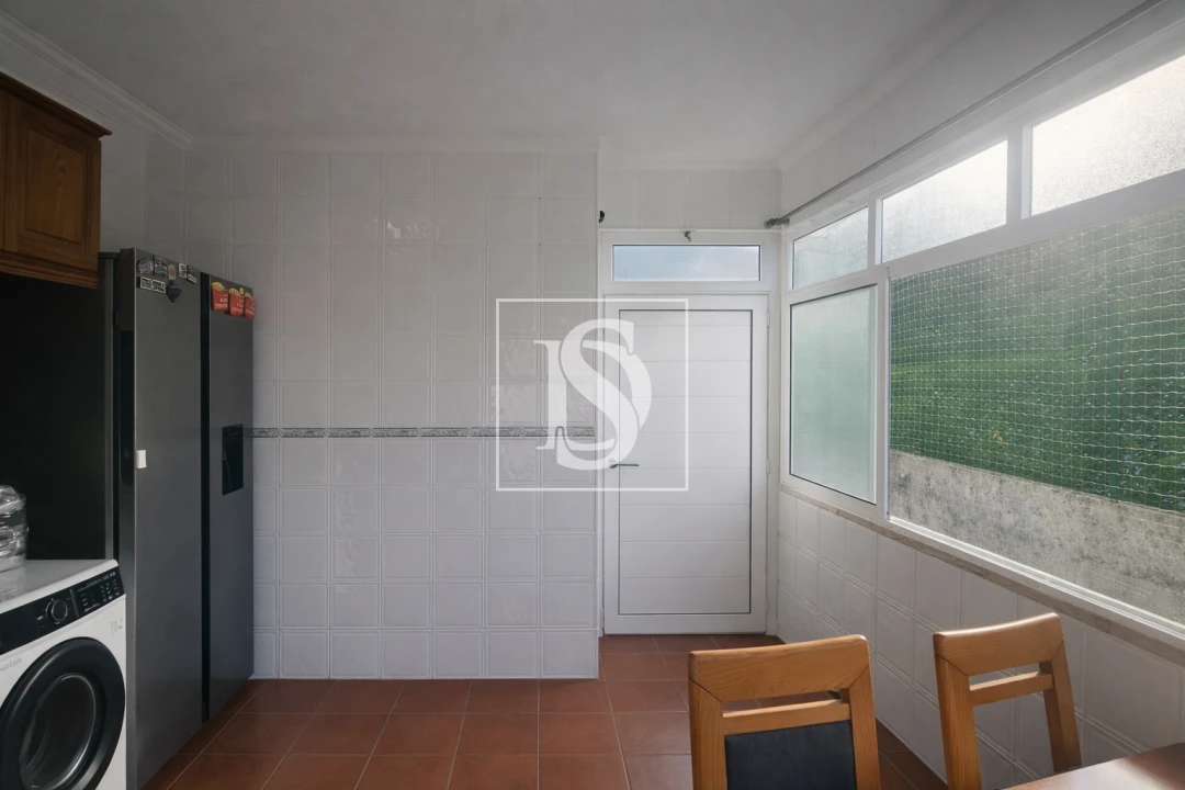 Apartamento T3 para Venda em Buarcos Foto 12