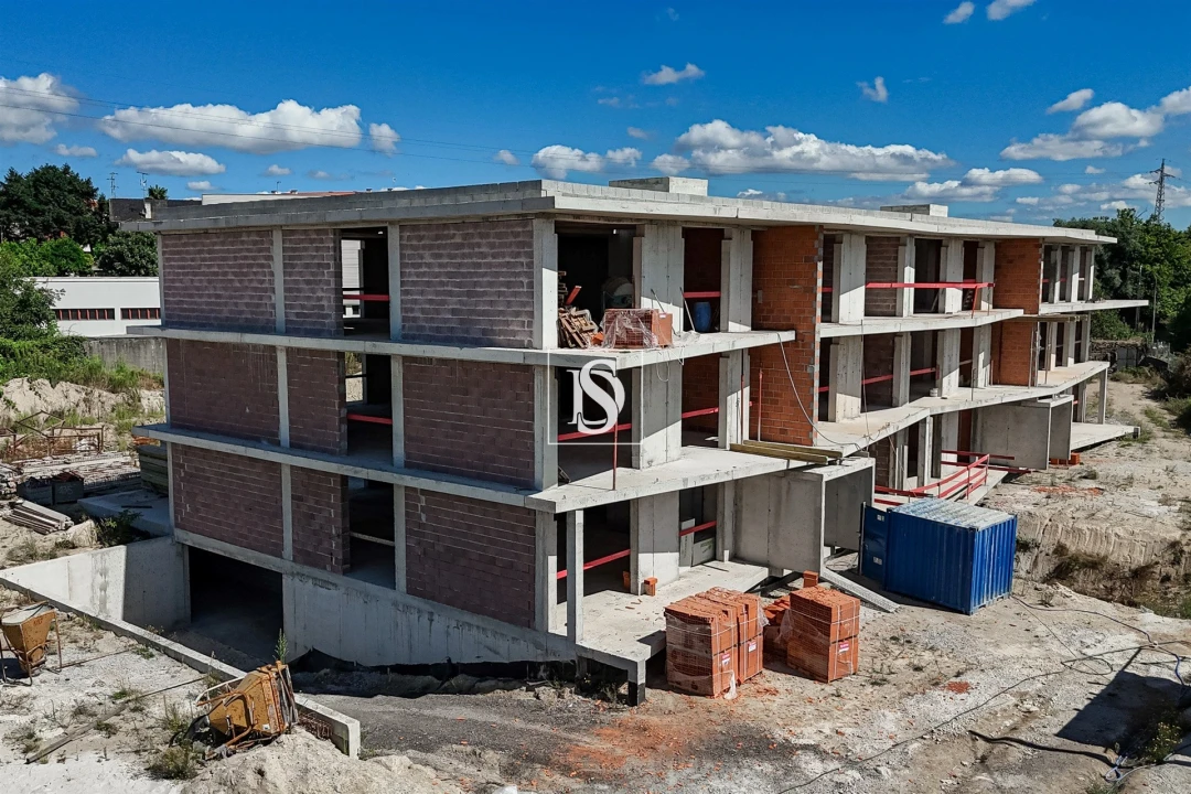 Apartamento T3 para Venda em Gamil e Midões Foto 24