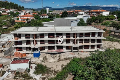 Apartamento T3 para Venda em Gamil e Midões