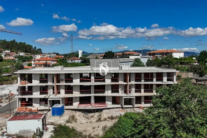 Apartamento T3 para Venda em Gamil e Midões