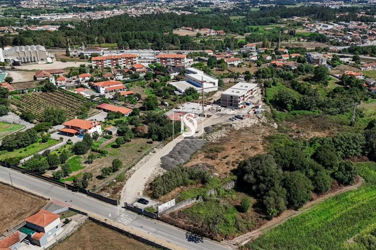 Apartamento T3 para Venda em Gamil e Midões Foto 20