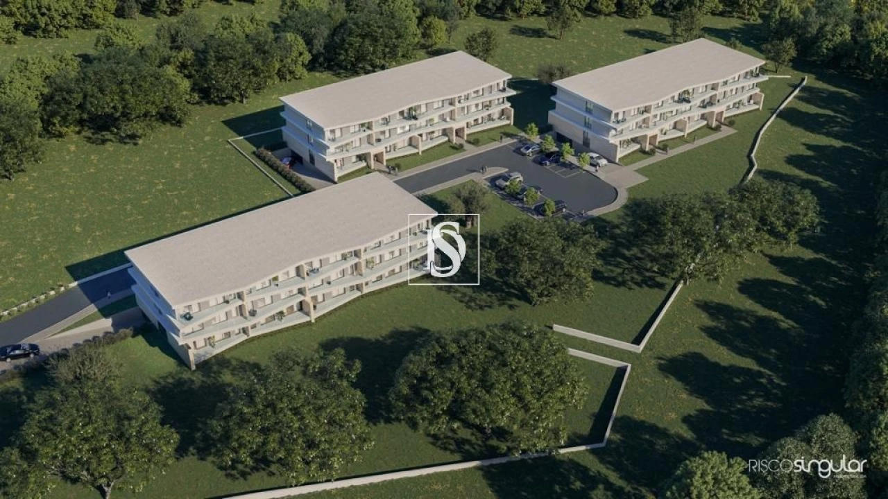 Apartamento T2 para Venda em Gamil e Midões Foto 20