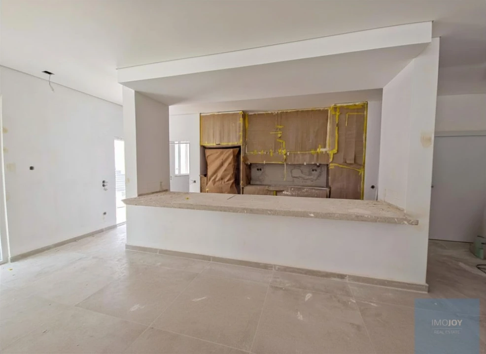 Moradia T4 para Venda em São Domingos de Rana Foto 6