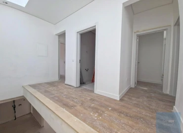 Moradia T4 para Venda em São Domingos de Rana