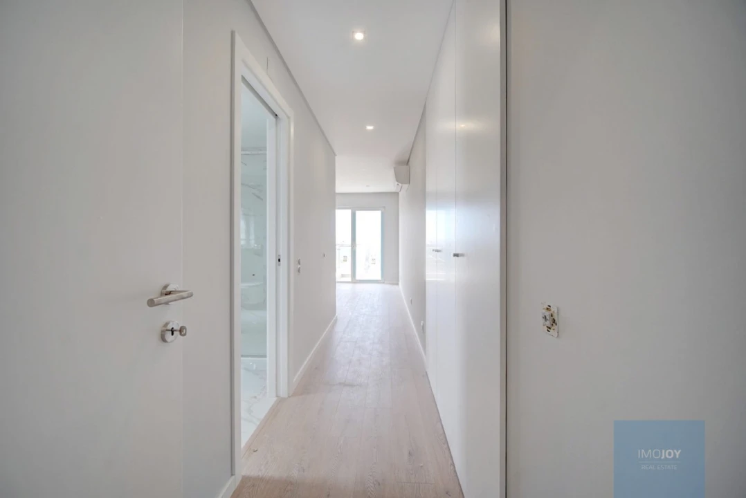 Apartamento T3 para Venda em Carcavelos e Parede Foto 21