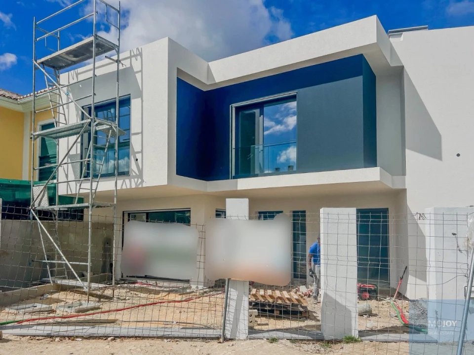 Moradia T3 para Venda em São Domingos de Rana Foto 36