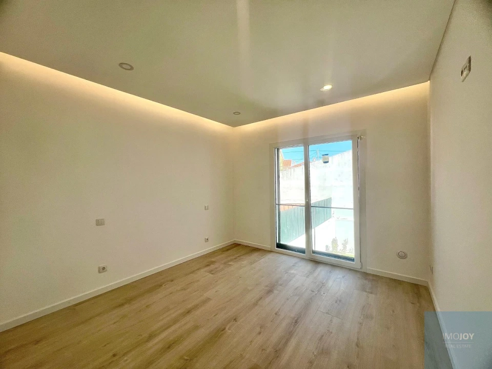 Moradia T3 para Venda em São Domingos de Rana Foto 23