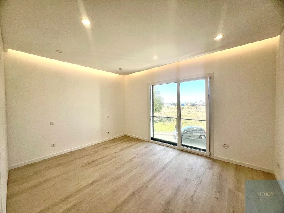 Moradia T3 para Venda em São Domingos de Rana Foto 26