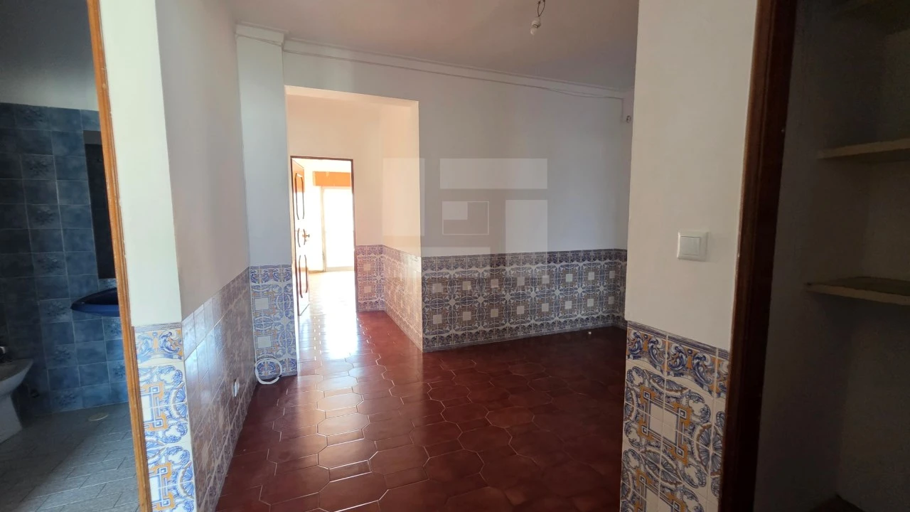 Apartamento T3 para Venda em Queluz e Belas Foto 6